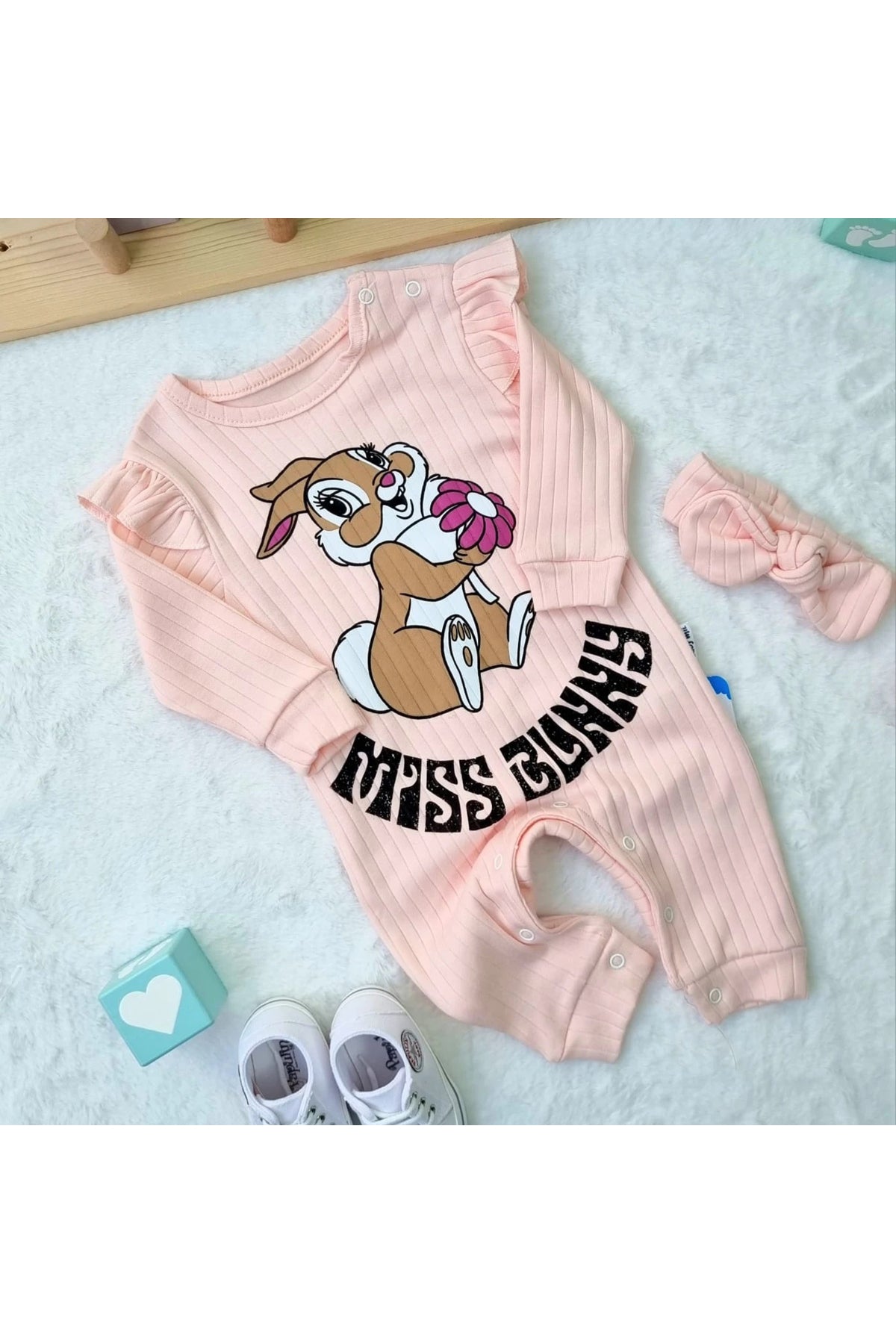 TAVŞANLI BANDANALI KIZ BEBEK TULUM